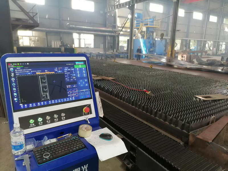 20000瓦激光切割机 (2).jpg